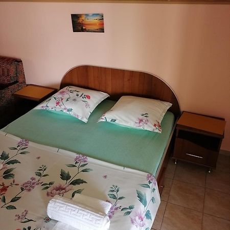 Hotel Bcm Family House Două Mai Zewnętrze zdjęcie