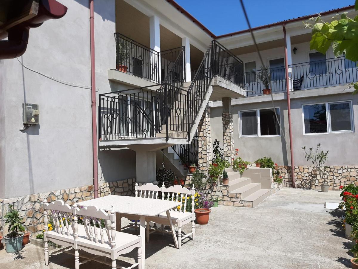 Hotel Bcm Family House Două Mai Zewnętrze zdjęcie