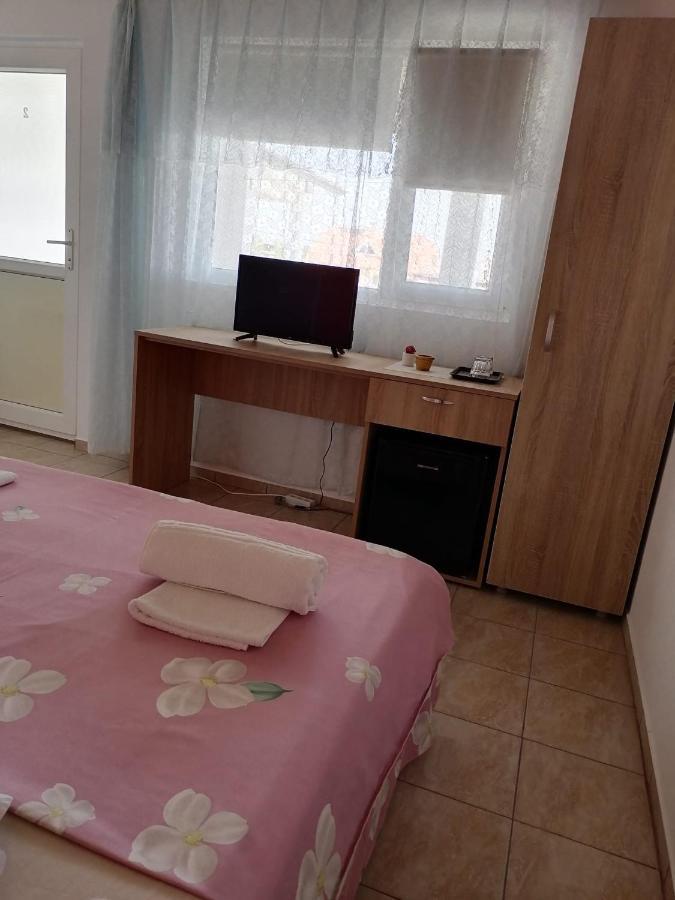 Hotel Bcm Family House Două Mai Zewnętrze zdjęcie