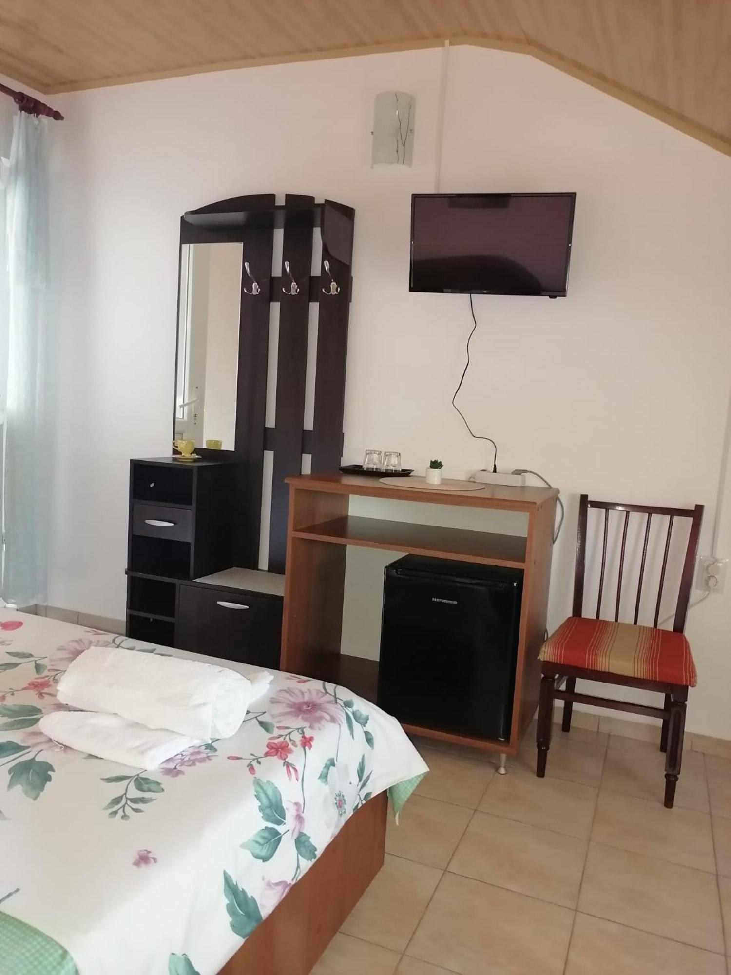 Hotel Bcm Family House Două Mai Zewnętrze zdjęcie